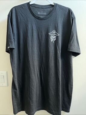 Black Pirate Skull Tee Live Bearded Short Sleeve Graphic  T-shirt Size XL
